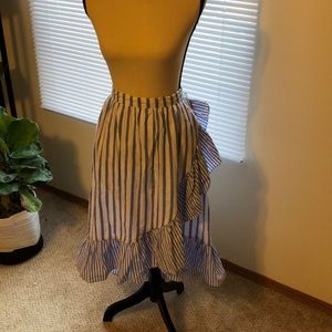 Fun stripped ruffle skirt